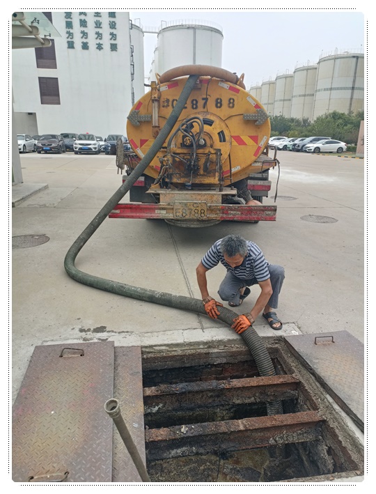 桥西隔油池清掏